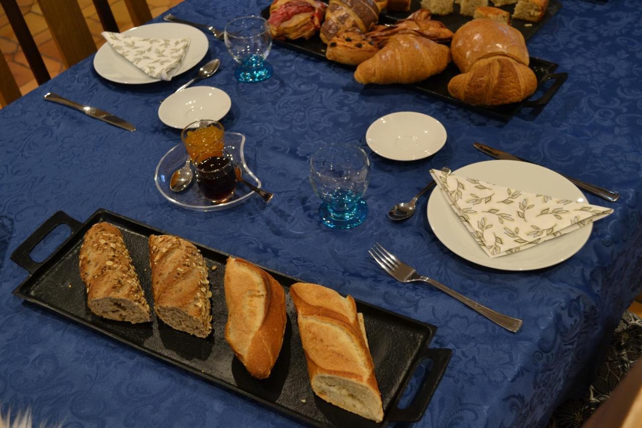 Domaine Des Trois Sorciers Bed and Breakfast Bouxwiller  Exteriör bild