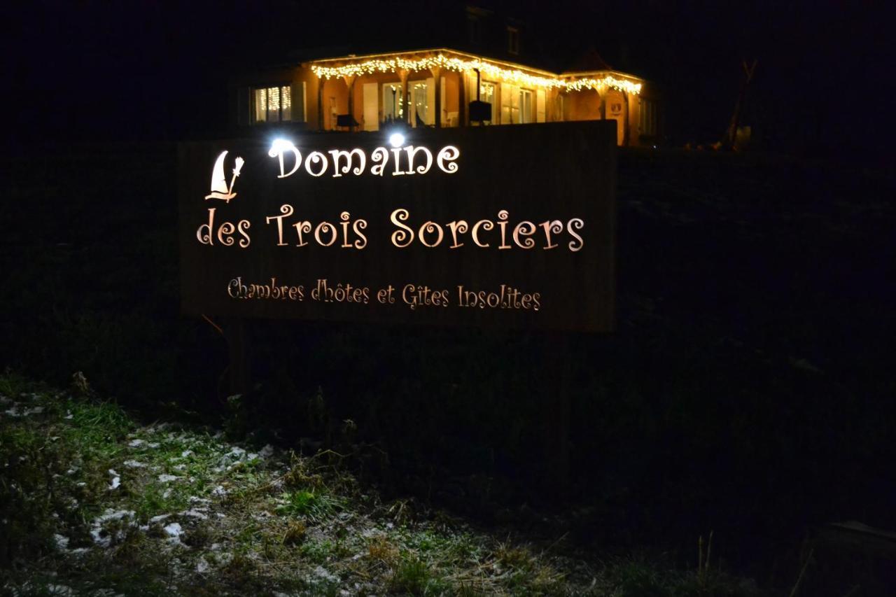 Domaine Des Trois Sorciers Bed and Breakfast Bouxwiller  Exteriör bild