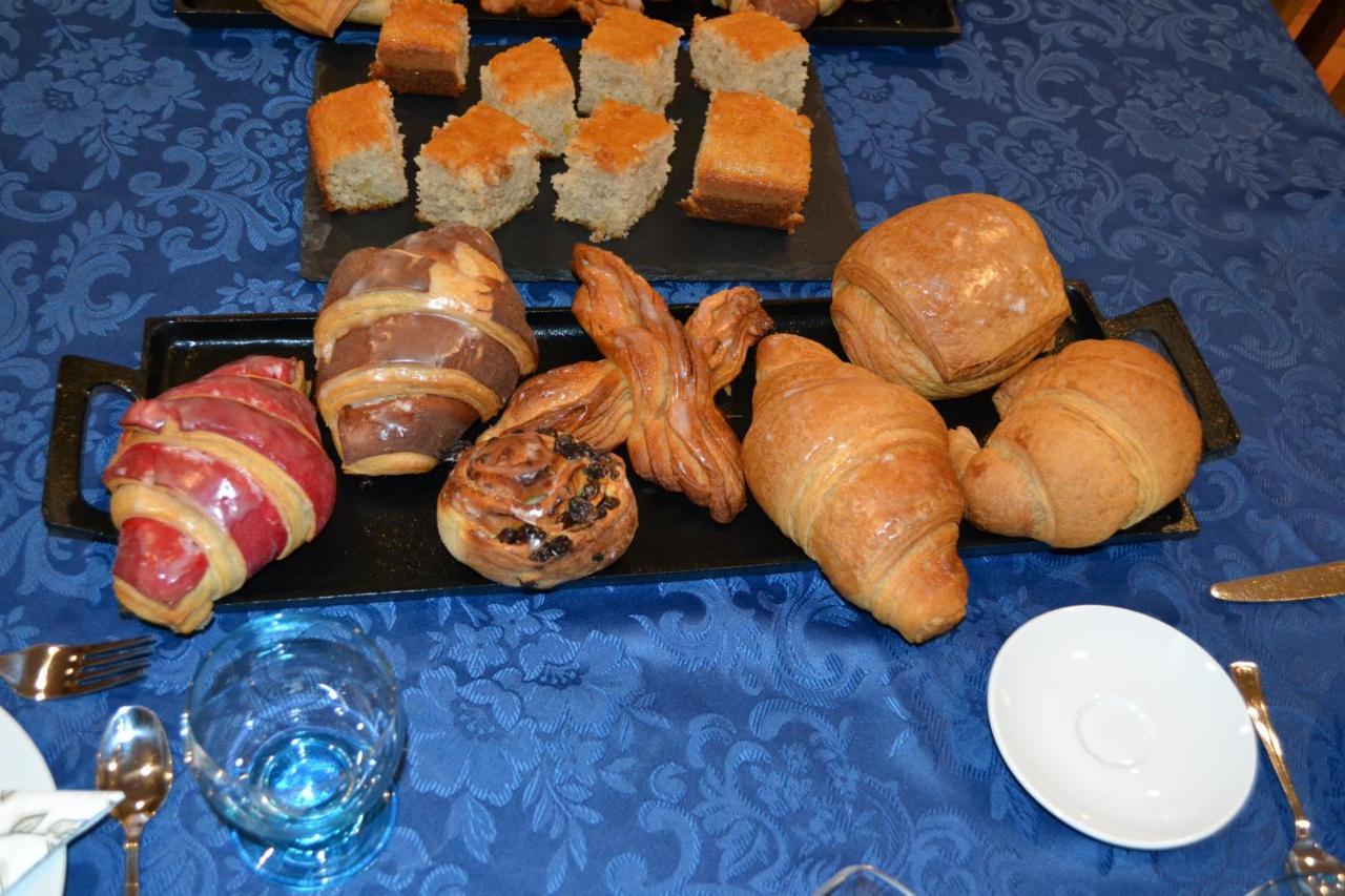 Domaine Des Trois Sorciers Bed and Breakfast Bouxwiller  Exteriör bild