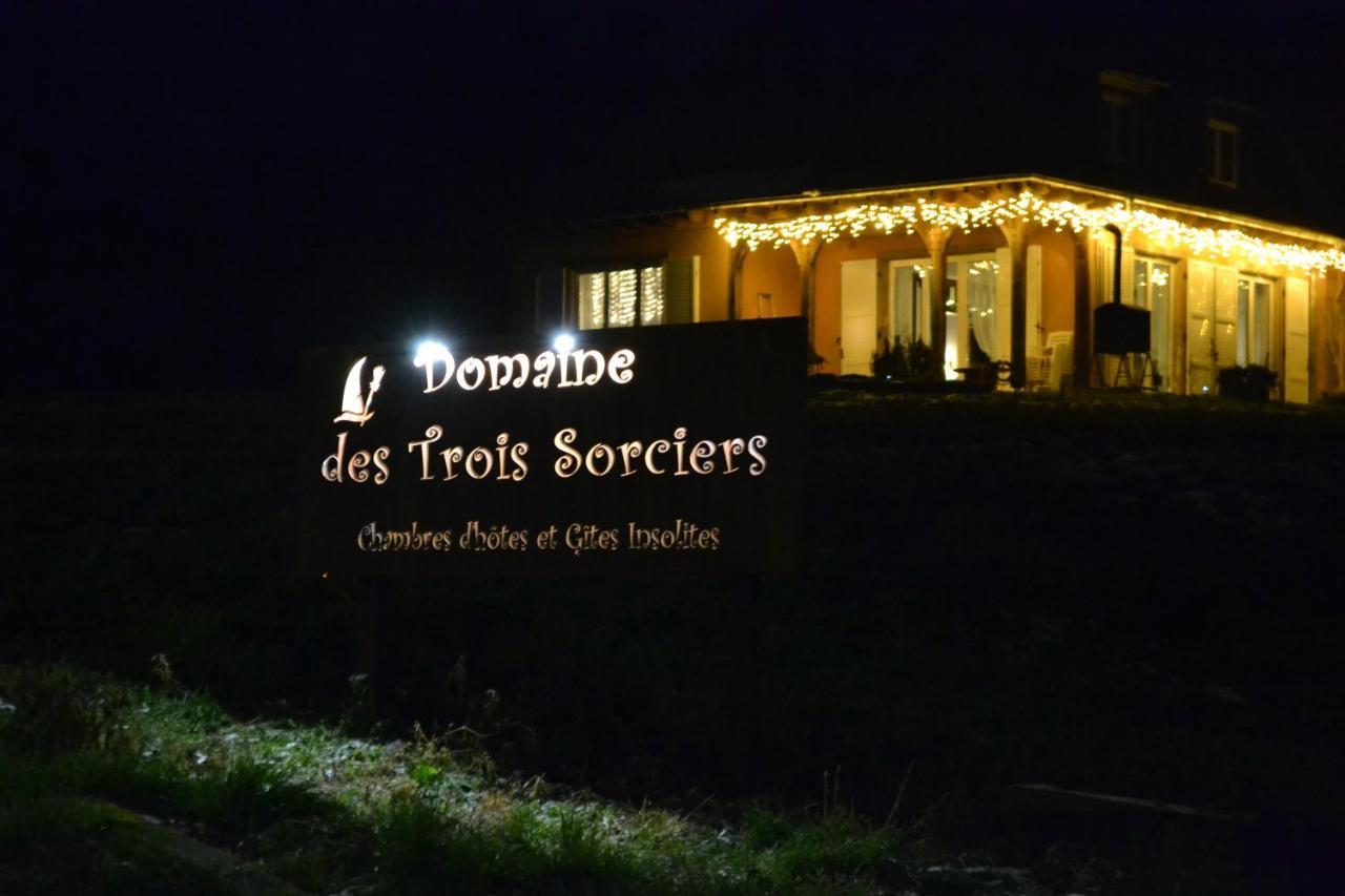 Domaine Des Trois Sorciers Bed and Breakfast Bouxwiller  Exteriör bild