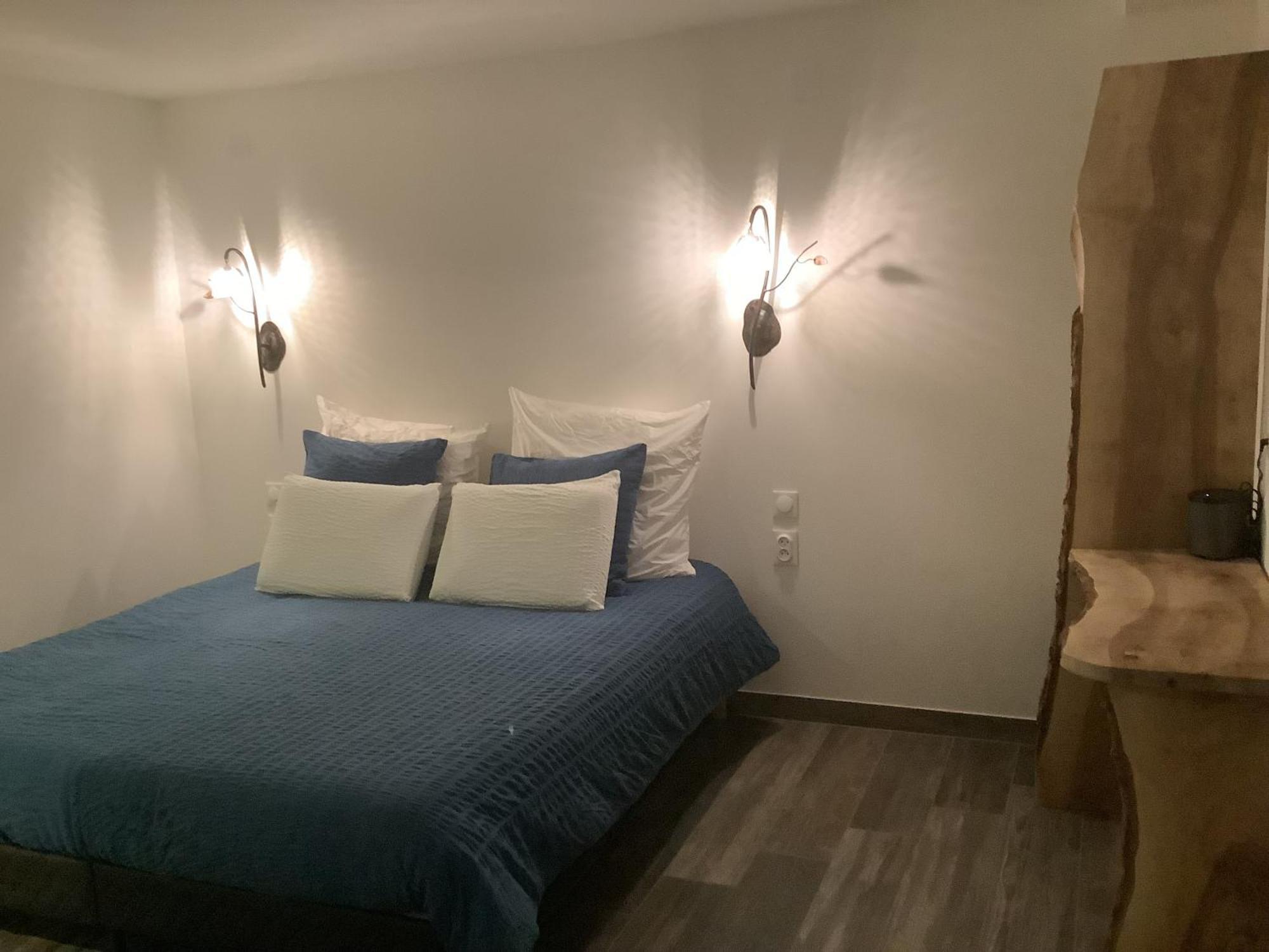 Domaine Des Trois Sorciers Bed and Breakfast Bouxwiller  Exteriör bild